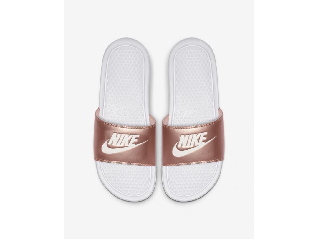 Женские шлепанцы Nike Benassi (Women's)